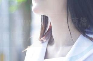 观看“www.17”的直播，抢先获取明星八卦和内幕消息！