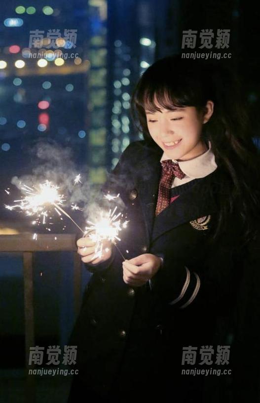 17 不容错过的“www.17”app精选吃瓜线路,激发你的好奇心!