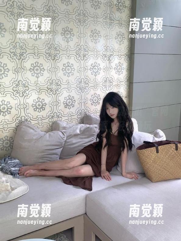 访问“51免费吃瓜”官网，获取海量吃瓜资源，轻松畅玩