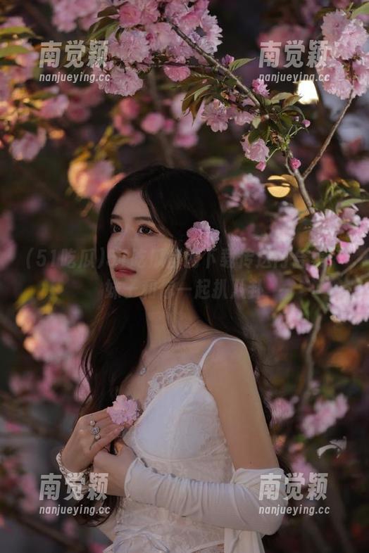 51吃瓜 51吃瓜官网下载传送门合集,妹子和你一起扒八卦