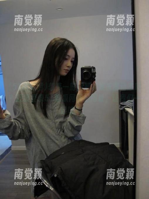 51吃瓜网 想第一时间知道娱乐圈动态吗?赶紧登录51吃瓜网网站网址,让我们一起吃瓜!
