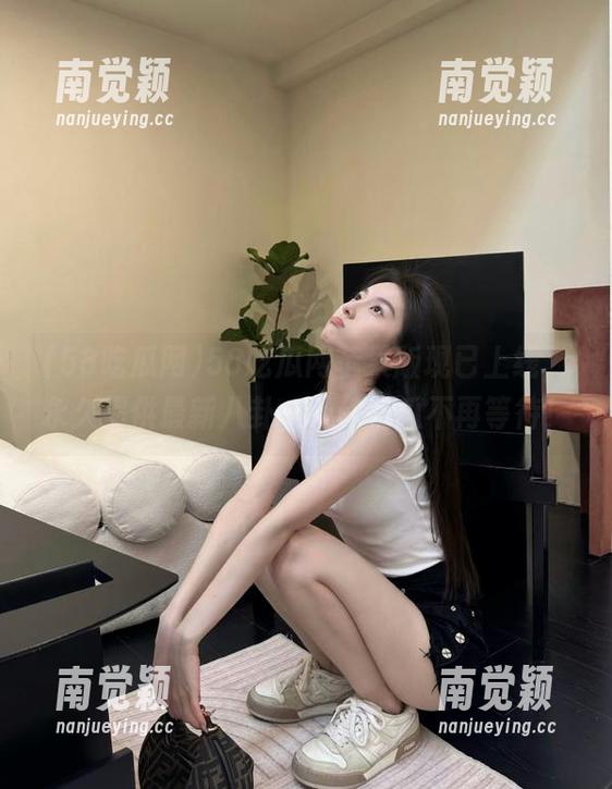 58吃瓜网 58吃瓜网苹果版现已上线,永久提供最新八卦,让你吃瓜不再等待!