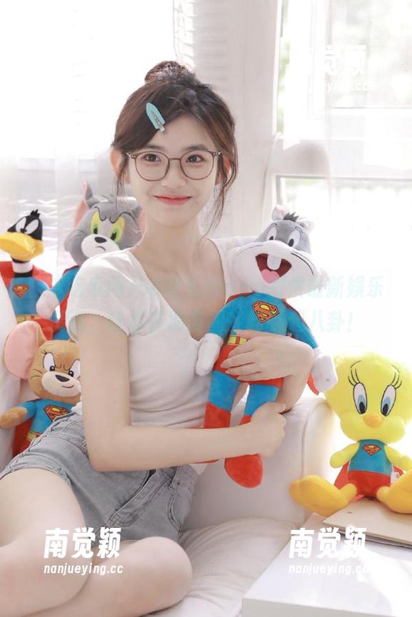 58吃瓜网 58吃瓜网app提供最新娱乐资讯,让你在朋友间轻松聊起八卦!