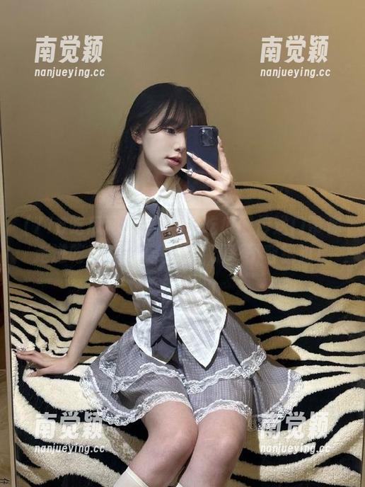 娱乐718吃瓜网传送门带你走进吃瓜的多条线路，精彩不容错过！