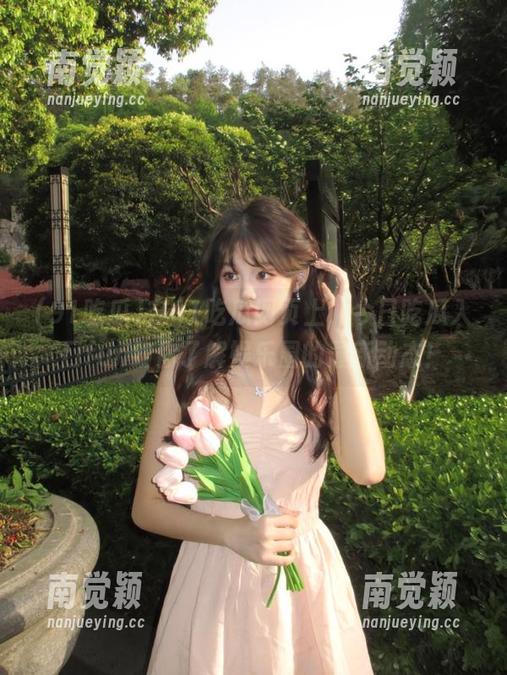 91吃瓜 在91吃瓜网页上,今日吃瓜入口fun助你了解娱乐圈的最新动态!