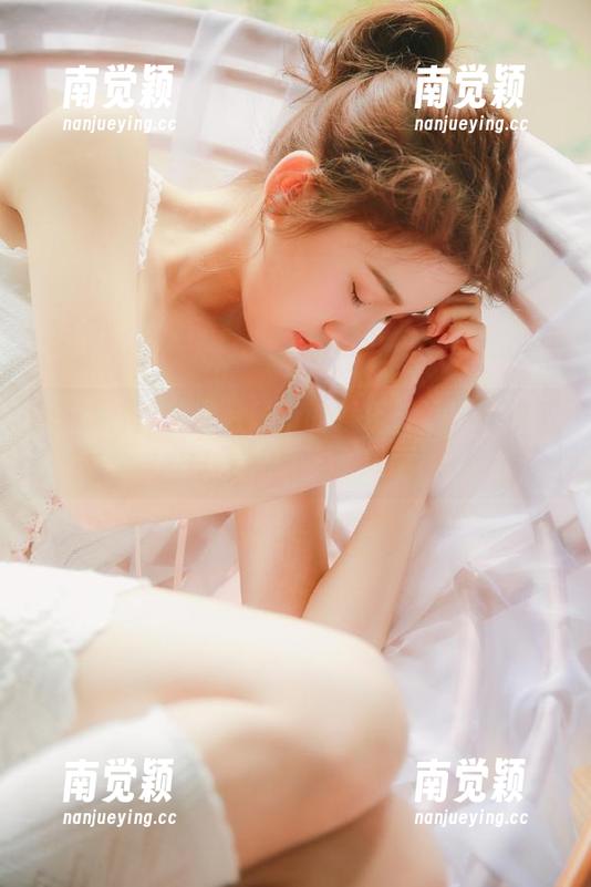 91黑料 想观看最新的娱乐新闻?赶快下载91黑料吃瓜苹果版!