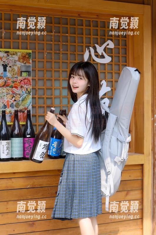 91黑料网 在线吃瓜新方式,91黑料网帮你收藏热门黑料