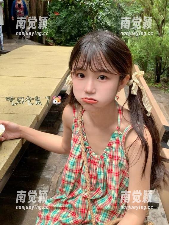 www.51cg.fun 吃瓜少女们,来http冫丿丿www.51cg.fun获取最新八卦资讯,app里藏着好多惊喜哦!