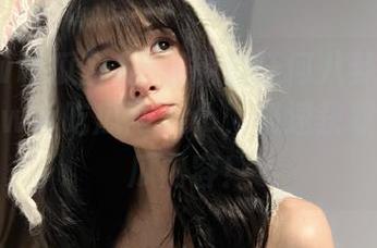 不想错过任何八卦？立即下载www吃瓜网.top，极速获取精彩吃瓜内容！