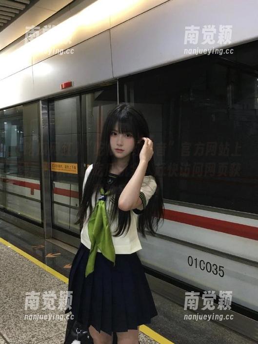 吃瓜网红 “吃瓜网红抖音”官方网站上线,提供最新吃瓜机会,赶快访问网页获取独家内容!