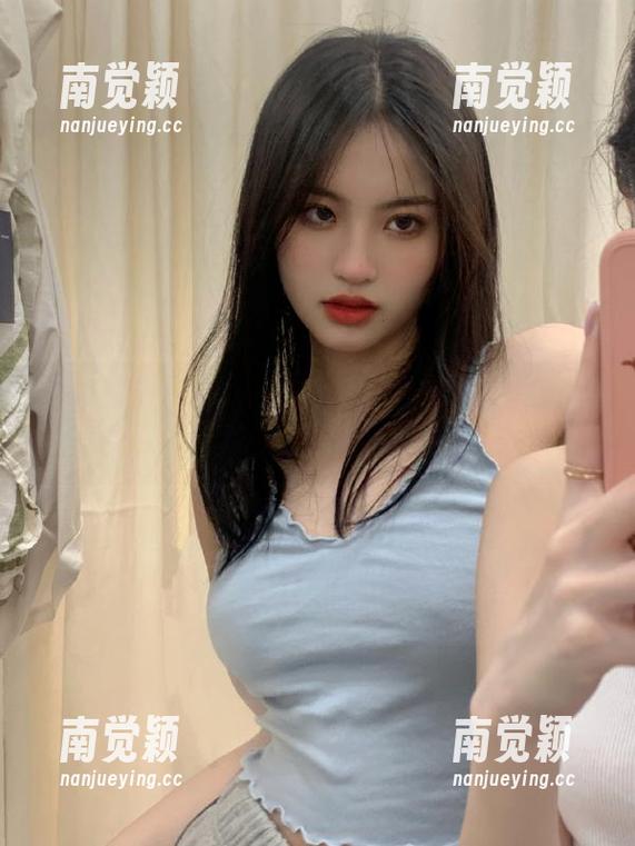 吾爱吃瓜 吾爱吃瓜网站带你直达,观看年度最受欢迎的精彩吃瓜视频!
