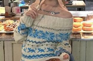 快手吃瓜上的视频看多了，收藏按钮成了我无聊的借口