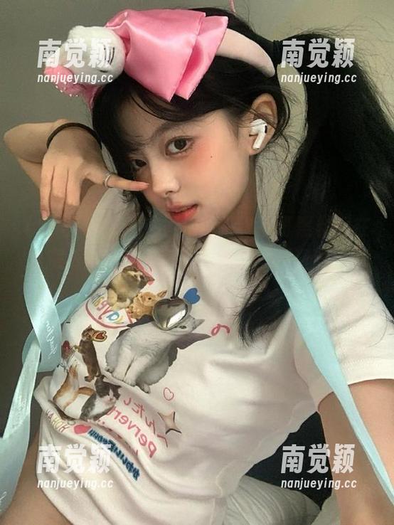 扒哥黑料 站在娱乐前沿,扒哥黑料网在线观看网站让你获取最新的黑料资源,别错过!