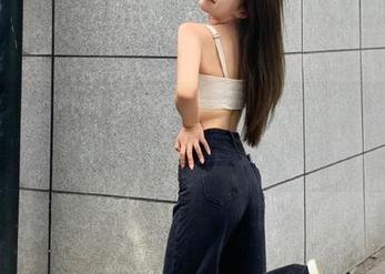 通过黑哥黑料直达，迅速获取最新的明星动态和消息