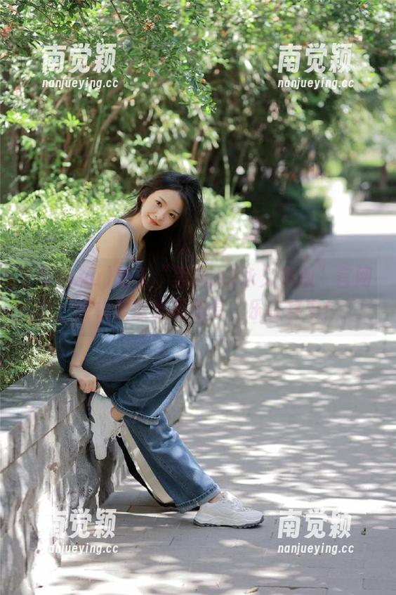 黑料.su 加入“黑料.su永久有效”官网,轻松获取吃瓜信息,乐在其中!