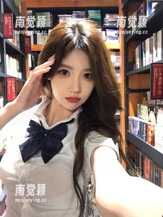 黑料社 热门八卦尽在黑料社,登录下载后观看,让朋友们都羡慕你哦!