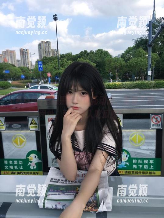 黑料网 追踪黑料网最新动态,免费下载网址,轻松步入吃瓜圈!