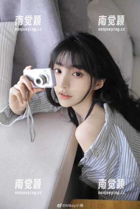 黑瓜吃料 登录卩黑瓜吃料卩首页,发现全新吃瓜内容,享受轻松娱乐时光