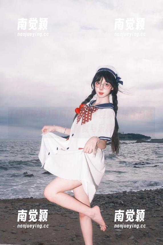黑瓜吃料分享视频，带你品味吃瓜中的幽默与乐趣！